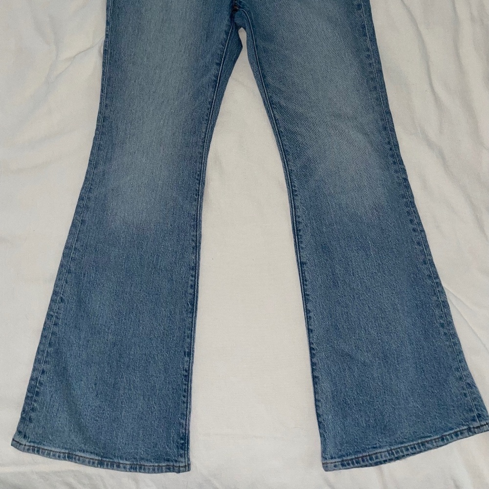 Madewell Perfect Vintage FlareJeans in size 26